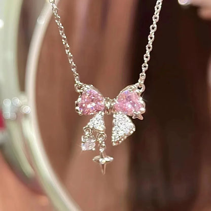 Colar com pingente de cruz de zircão rosa com novo design