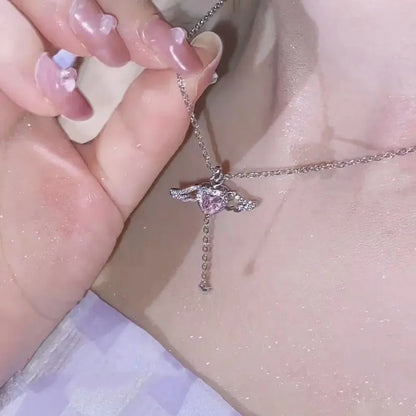Colar com pingente de cruz de zircão rosa com novo design